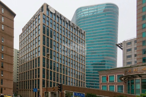 陆家嘴基金大厦办公区域